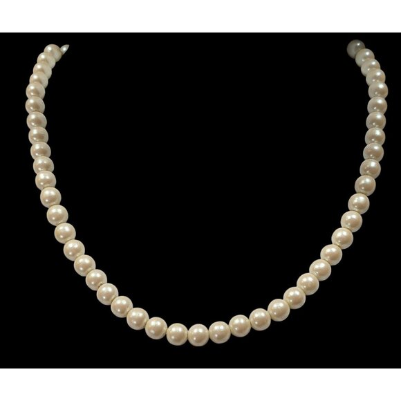 Vintage Shimmery Faux Pearl Beaded Necklace - Picture 4 of 6